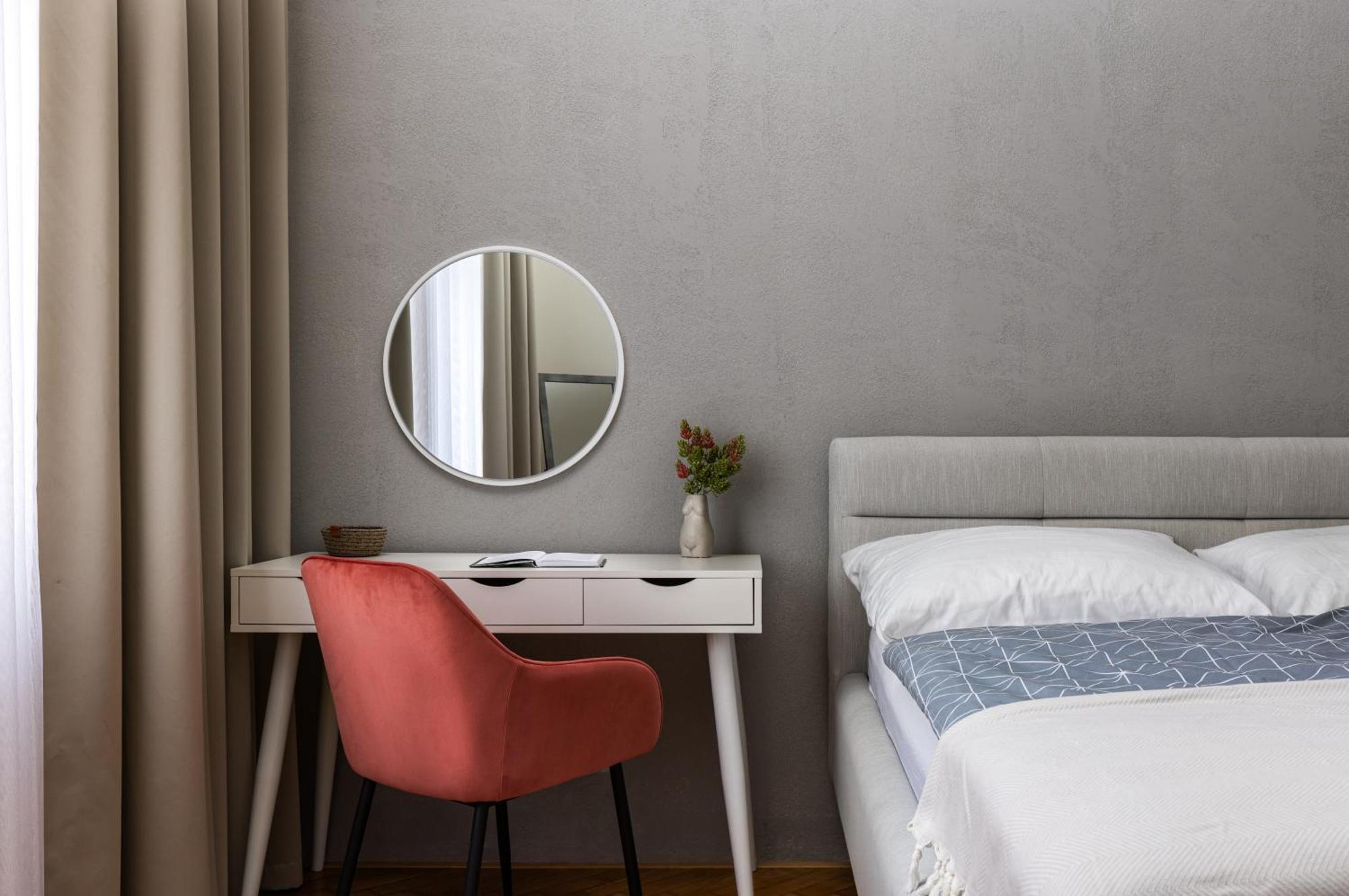 Stay2Gether City Buzz Apt - O2 Arena - Sleeps 6 Prague Exterior photo