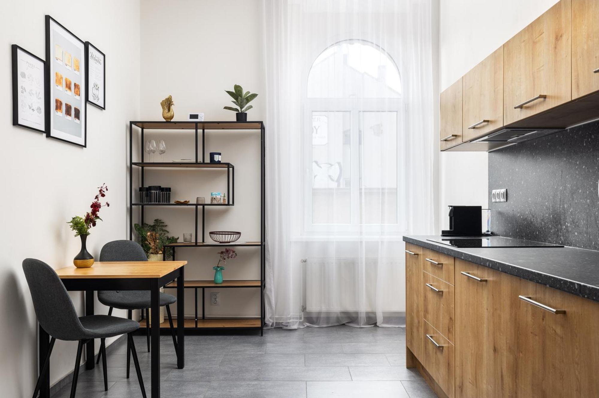 Stay2Gether City Buzz Apt - O2 Arena - Sleeps 6 Prague Exterior photo